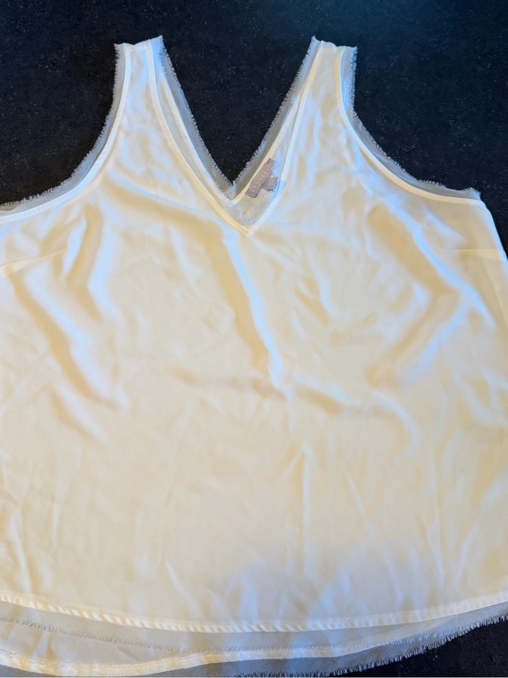 Chelsea28 Women’s XL Ivory V-Neck Sleeveless Blouse Frayed Trim High Low Top